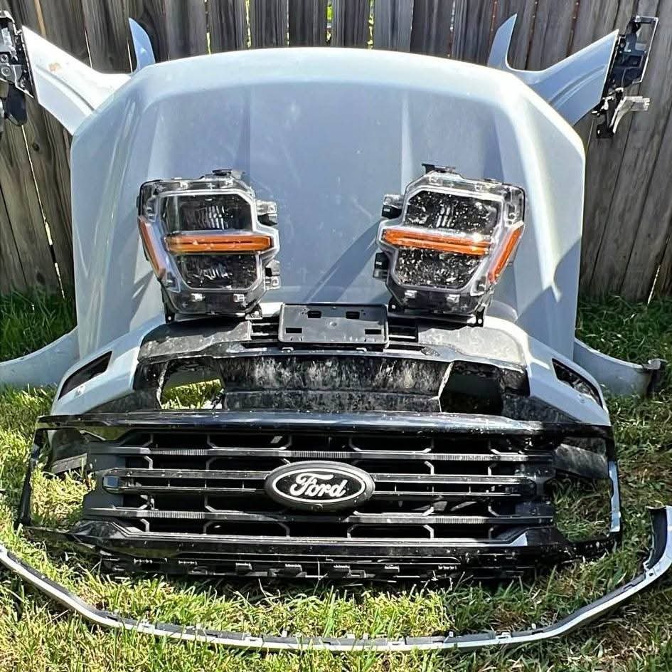 2023-2026 Ford F-150 Front clip 

Front bumper 
Right and left fenders 
Headlights 
Grille 
Hood